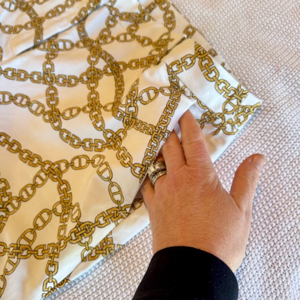 MICHAEL KORS Stretchy White & Gold Chain Print Skinny Pants